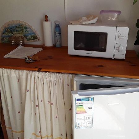 2-Bed Apartment - Sleeps 3 - Parking - Near Albox Kültér fotó