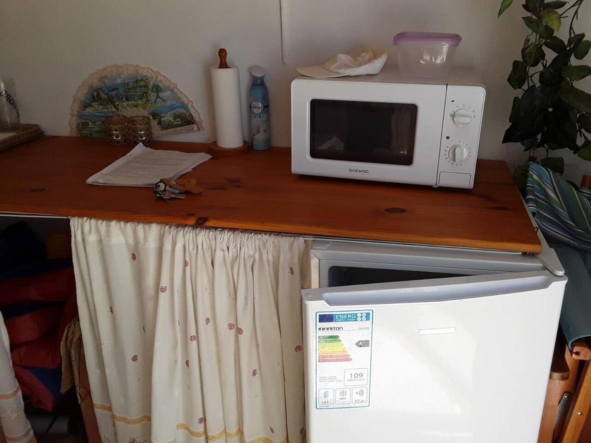 2-Bed Apartment - Sleeps 3 - Parking - Near Albox Kültér fotó